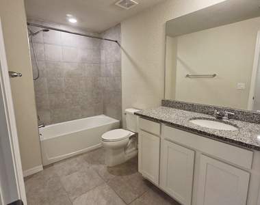 3213 Watercress Drive - Photo Thumbnail 12