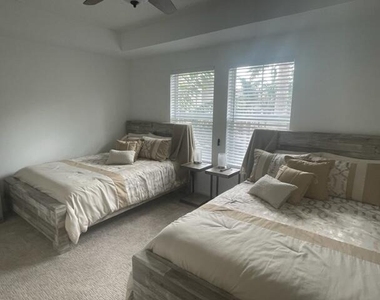 3408 Tuscany Way - Photo Thumbnail 8