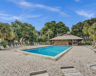 9440 Poinciana Place - Photo Thumbnail 27