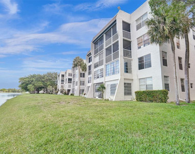 9440 Poinciana Place - Photo Thumbnail 21