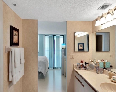 3100 N Hwy A1a - Photo Thumbnail 13
