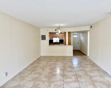 8940 S Hollybrook Boulevard - Photo Thumbnail 1