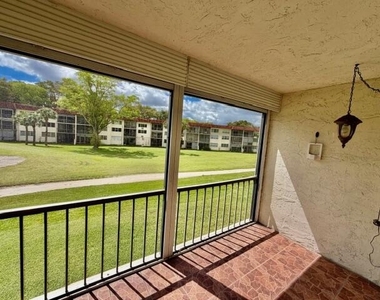8940 S Hollybrook Boulevard - Photo Thumbnail 19