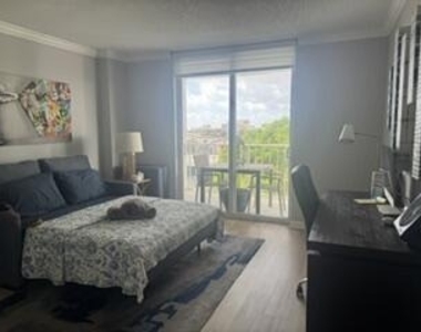 1170 N Federal Highway - Photo Thumbnail 9