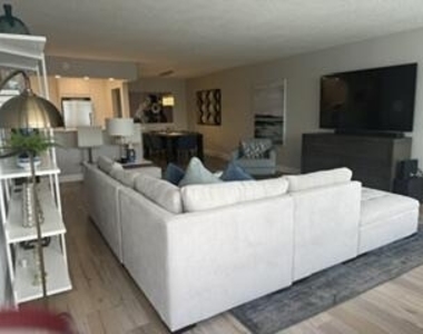1170 N Federal Highway - Photo Thumbnail 25