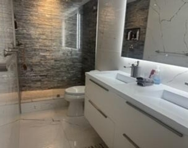 1170 N Federal Highway - Photo Thumbnail 1