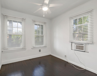 204 Conniston Road - Photo Thumbnail 7