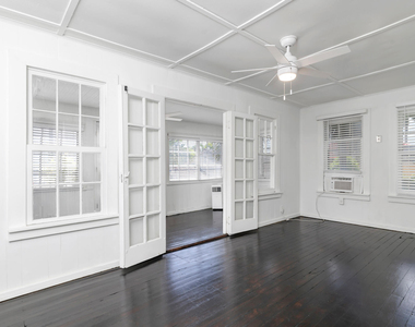 204 Conniston Road - Photo Thumbnail 1