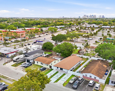 1320 Sw 34th Avenue - Photo Thumbnail 19