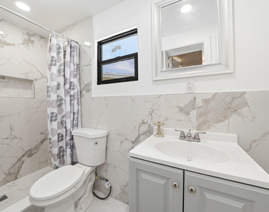 1320 Sw 34th Avenue - Photo Thumbnail 12