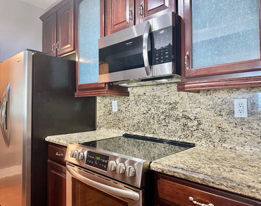3020 Ne 32nd Avenue - Photo Thumbnail 9
