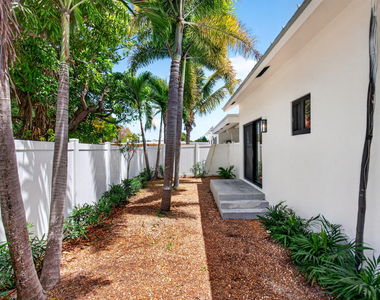 517 Nw 1st Street - Photo Thumbnail 5