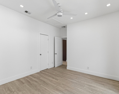 517 Nw 1st Street - Photo Thumbnail 31