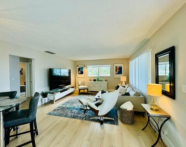 3201 Ne 29th Street - Photo Thumbnail 10