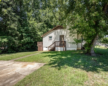3131 Vestal Place - Photo Thumbnail 16