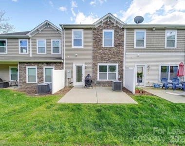 5657 Tipperlinn Way - Photo Thumbnail 1