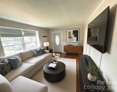 5027 Baylor Drive - Photo Thumbnail 7