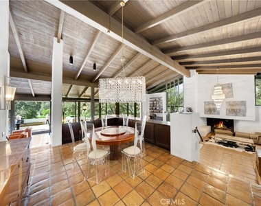 2300 Villa Heights - Photo Thumbnail 15