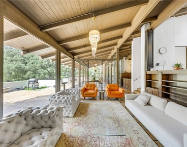 2300 Villa Heights - Photo Thumbnail 52