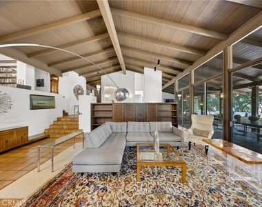 2300 Villa Heights - Photo Thumbnail 6