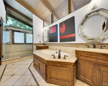2300 Villa Heights - Photo Thumbnail 34