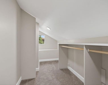 201 S Olive Street - Photo Thumbnail 22