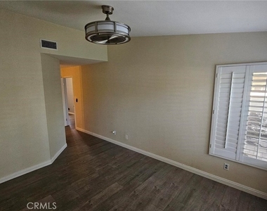 876 Tangerine Street - Photo Thumbnail 5