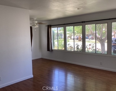 38594 Friendly Avenue - Photo Thumbnail 3
