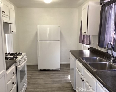 38594 Friendly Avenue - Photo Thumbnail 4