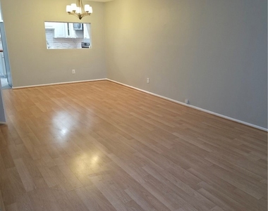 4558 Willis - Photo Thumbnail 7