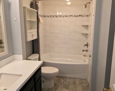 4558 Willis - Photo Thumbnail 10