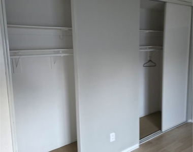4558 Willis - Photo Thumbnail 12