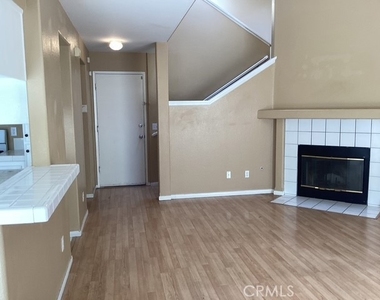 39225 10th Street W - Photo Thumbnail 1