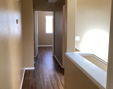 39225 10th Street W - Photo Thumbnail 7