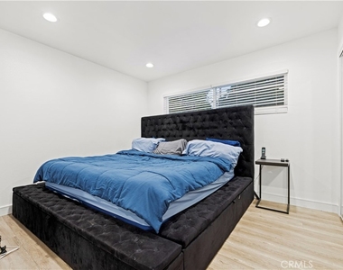 467 Susan Ave - Photo Thumbnail 21