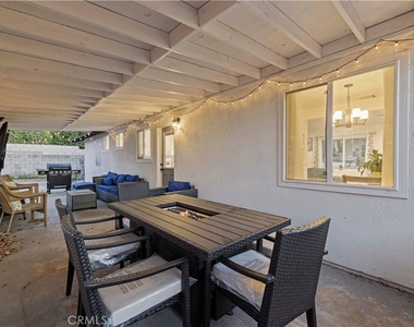 467 Susan Ave - Photo Thumbnail 27
