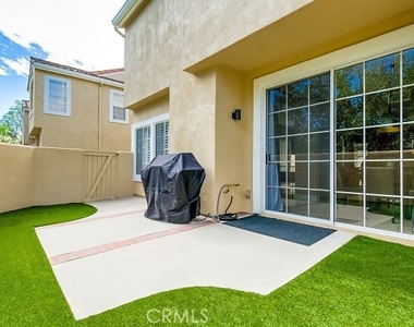 2439 Paseo Circulo - Photo Thumbnail 29