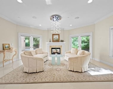 3263 New York Drive - Photo Thumbnail 5