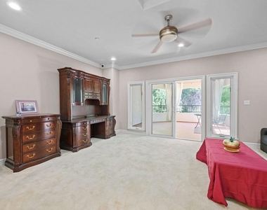 3263 New York Drive - Photo Thumbnail 36