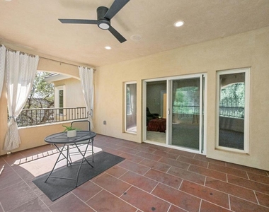 3263 New York Drive - Photo Thumbnail 39