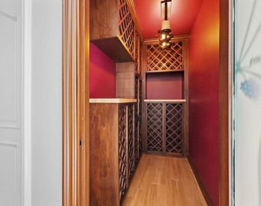 3263 New York Drive - Photo Thumbnail 18