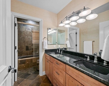 3263 New York Drive - Photo Thumbnail 27