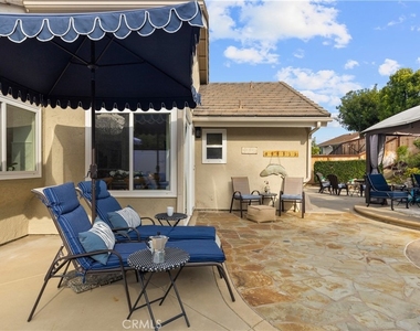 25662 Cresta Loma - Photo Thumbnail 42