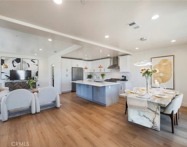 712 N Chestnut Avenue - Photo Thumbnail 8