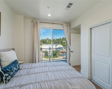 712 N Chestnut Avenue - Photo Thumbnail 13