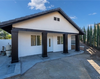 620 Silver Spur Way - Photo Thumbnail 2