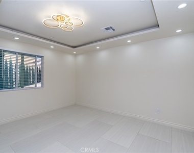 620 Silver Spur Way - Photo Thumbnail 6