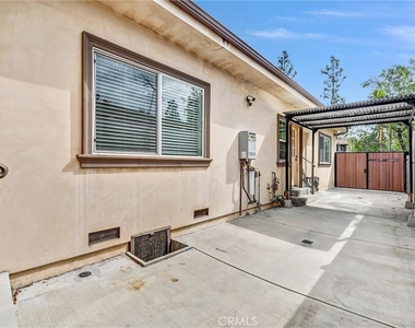 6711 Clybourn - Photo Thumbnail 29