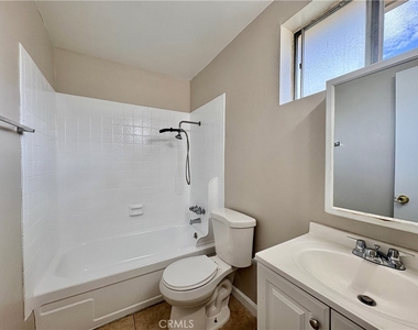 383 Orchid Lane - Photo Thumbnail 7