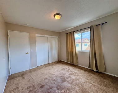 383 Orchid Lane - Photo Thumbnail 9